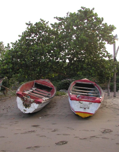 beached_boats.jpg
