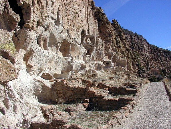 cliff_dwellings4.jpg