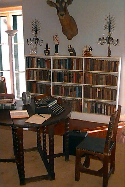 hemmingway_office.jpg